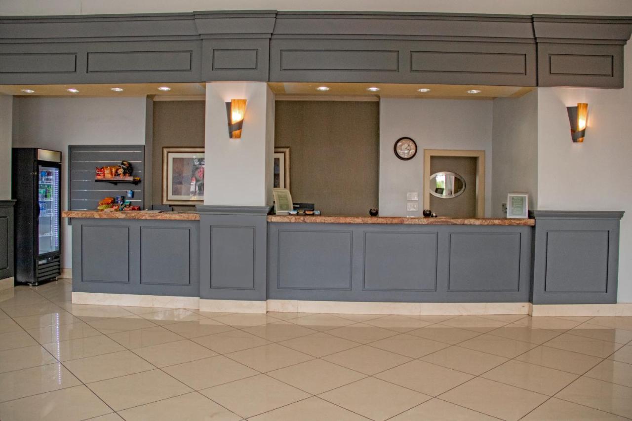 Midtown Garden Inn Phoenix Exteriör bild